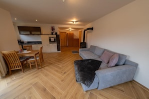 Ferienwohnung mit Terrasse-Couch