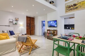 Living and dining room