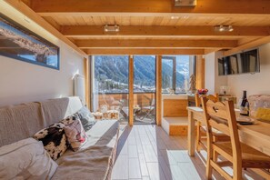 Wohn- und Esszimmer