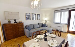 Salle à manger 2