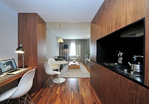 Kitchen and dining table