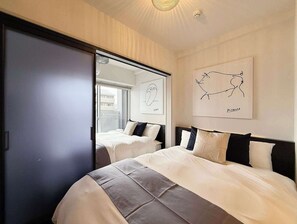 Double sized beds with clean and fresh linens.