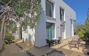 Villa Blanca 4 pax - 4
