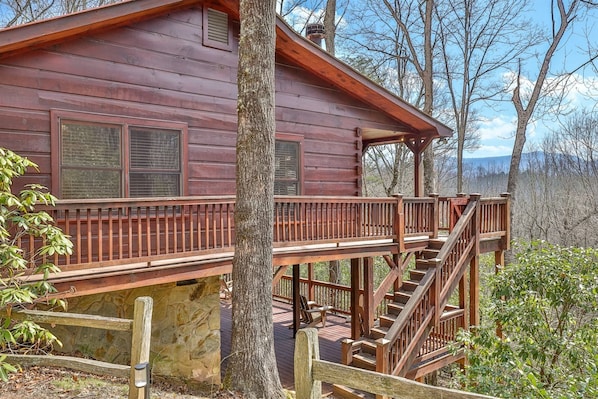 Foxbear Cabin