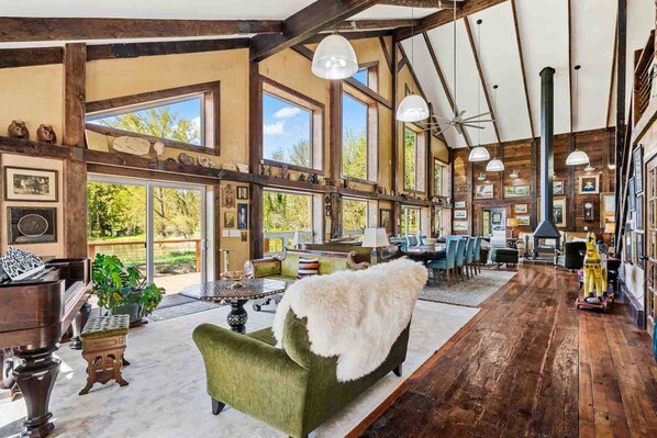 Welcome to Swallow's Nest, a massive and exquisite historical rental right outside of Salem. We hope we get to host you!