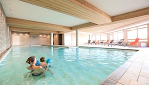 Holiday Home Swimming Pool