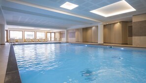 Holiday Home Swimming Pool