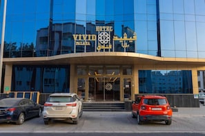 Entrance / Reception