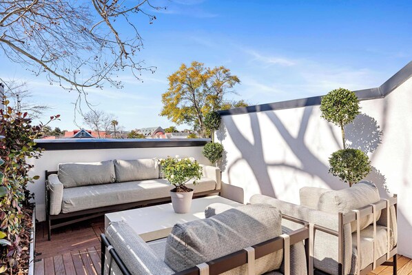 Welcome to your Downtown Charleston rental! Explore all things downtown by foot! Plenty of outdoor seating for your group on the rooftop! 