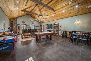 Spielezimmer
