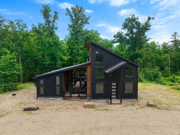 Full view of amazing cabin