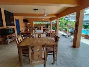 Outdoor dining