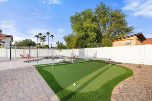 Enjoy a Putting Green in Your Backyard!