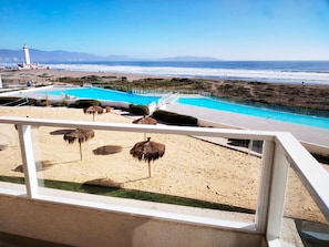 On site,Facade / entrance,Balcony / Terrace,Swimming pool,Garden view,Lake view,Sea view,Bird's eye view