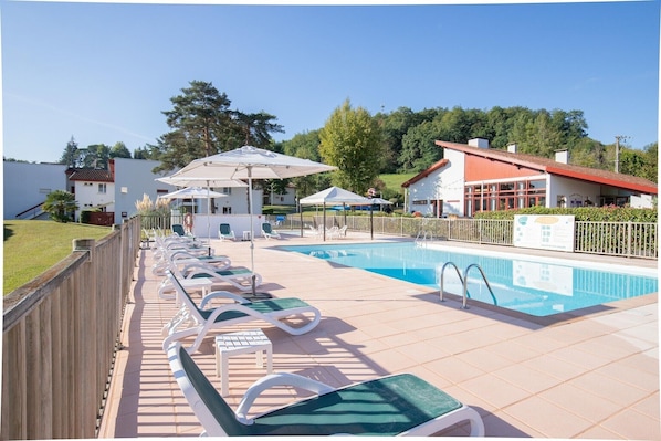 Piscine maison de vacances