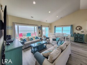 827 N Anderson Blvd (Whale Tales [Int Ext]) - watermarked-04