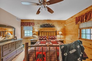 Indoors, Appliance, Ceiling Fan, Hardwood, Stained Wood