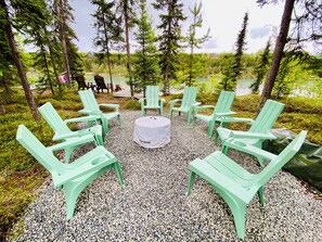 Kick back with a cozy fire, stunning Kenai River views, and bald eagles flying overhead—right from your backyard. Your Alaskan escape starts here!