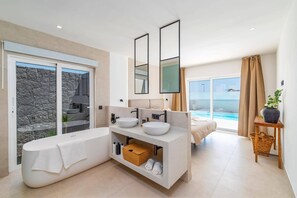 Villa Mia image