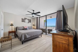 Bedroom with Balcony Access