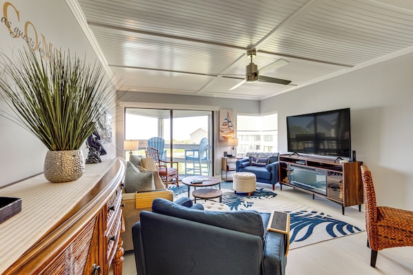 St. Helena Island Vacation Rental | 1BR | 1.5BA | 714 Sq Ft | Stairs Required