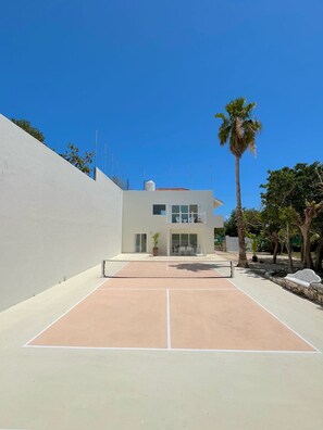 Sportplatz