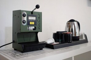 Kaffe och/eller kaffebryggare