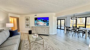 Beautifully appointed throughout; Smart TV.
