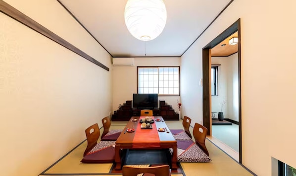 Meeting facility
