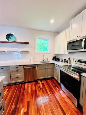 Kitchen (1)