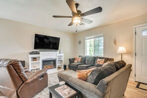 Living Room | Smart TV | Electric Fireplace | Central Heating & A/C