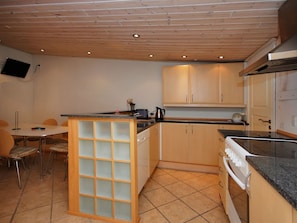 Kitchen / Dining Room