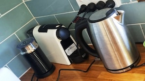 Kaffe och/eller kaffebryggare