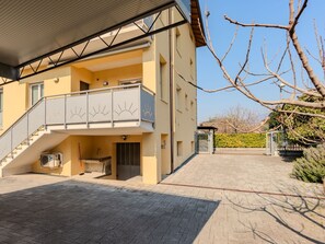 Composite, Balcon, Béton, Ombre, Balustrade, Conception, Porte, Clôture, Daylighting, Porche