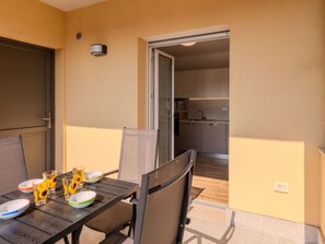 Möbel, Wohnung, Stuhl, Holzbeize, Farbe, Küche & Esszimmer Tisch, Küche, Countertop, Major Appliance