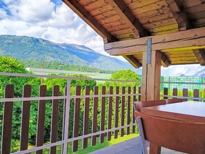 Porche, Chaîne De Montagnes, Tache De Bois, Balcon, Vallée, Dur, Eco Hôtel, Crête, Clôture, Planche