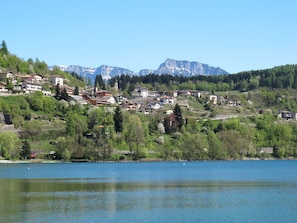 Ressources En Eau, L'Eau, Plan D'Eau, Montagnes Relief, Paysage Naturel, Montagne, Banque, Montagnes, Paysage, Lac