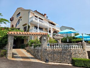 Extérieur