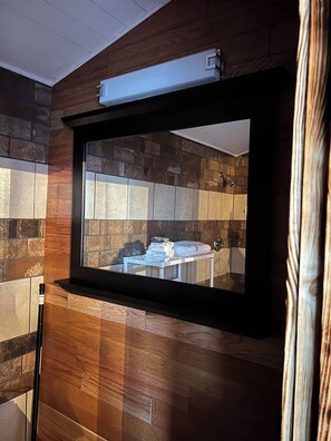 Bathroom mirror