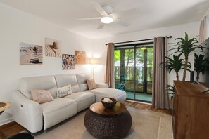 1st Floor Living Room