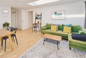 Palm Penthouse, Brighton and Hove - Host & Stay