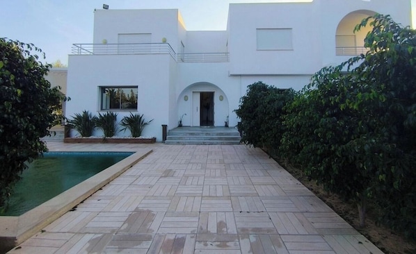 Exterior