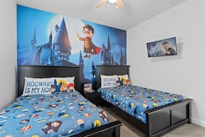 Bedroom #2: 2 Full-size beds with TV (not en-suite)