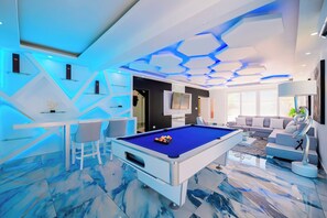Spielezimmer