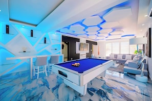 Spielezimmer