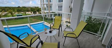 Fachada / Terraza