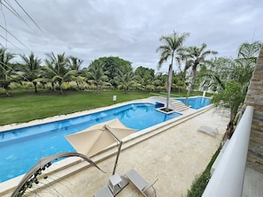 Fachada / Terraza