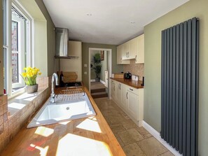 Kitchen | Swift Nest Cottage, Easton On The Hill