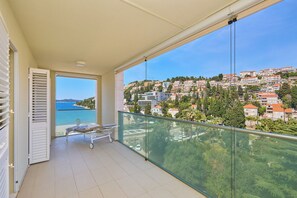 Balcony with sea view