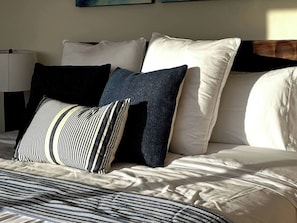 High Quality Linens and Bed Clothing